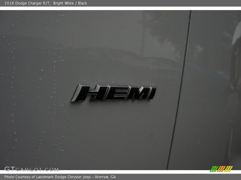 Bright White / Black 2016 Dodge Charger R/T