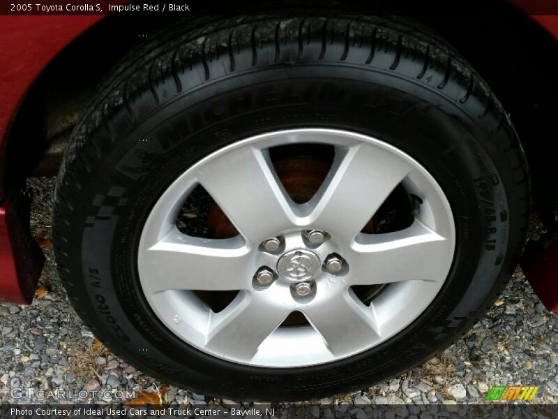 Impulse Red / Black 2005 Toyota Corolla S