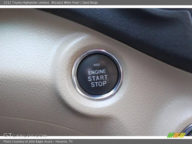Blizzard White Pearl / Sand Beige 2012 Toyota Highlander Limited