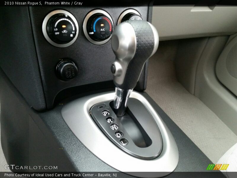 Phantom White / Gray 2010 Nissan Rogue S