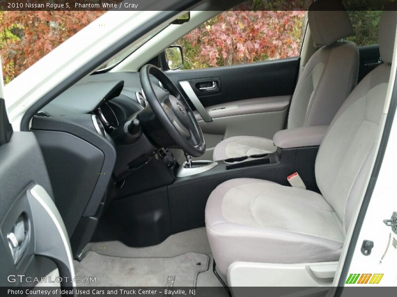 Phantom White / Gray 2010 Nissan Rogue S