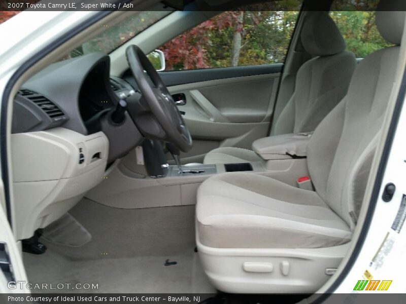 Super White / Ash 2007 Toyota Camry LE