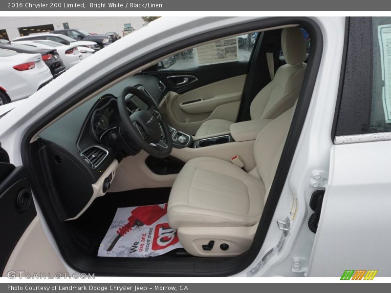 Bright White / Black/Linen 2016 Chrysler 200 Limited