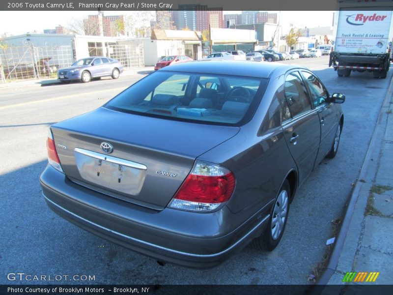 Phantom Gray Pearl / Stone Gray 2006 Toyota Camry LE