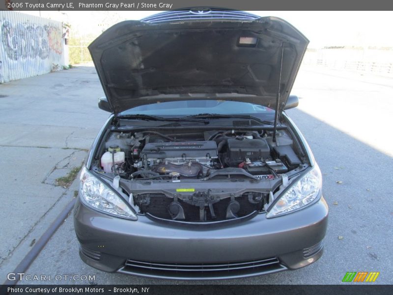 Phantom Gray Pearl / Stone Gray 2006 Toyota Camry LE