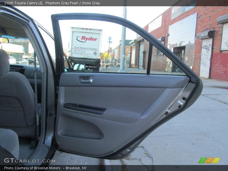 Phantom Gray Pearl / Stone Gray 2006 Toyota Camry LE
