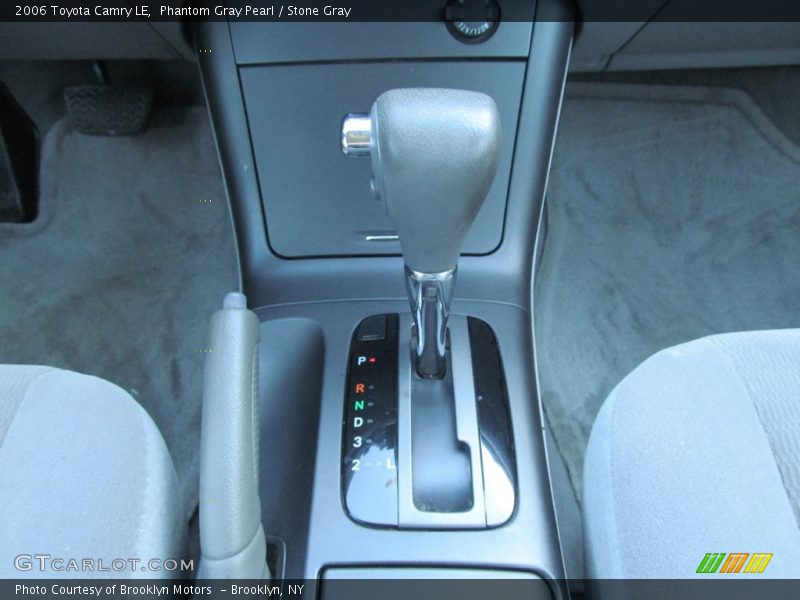 Phantom Gray Pearl / Stone Gray 2006 Toyota Camry LE