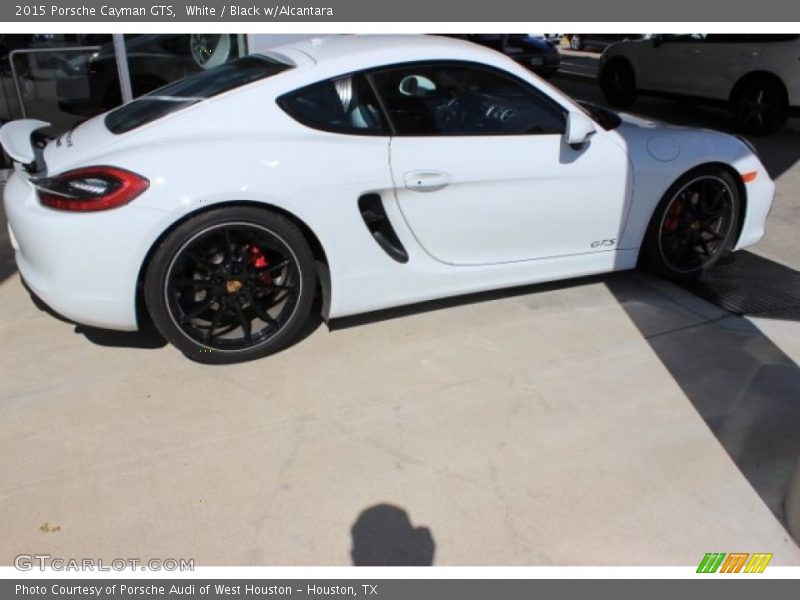 White / Black w/Alcantara 2015 Porsche Cayman GTS