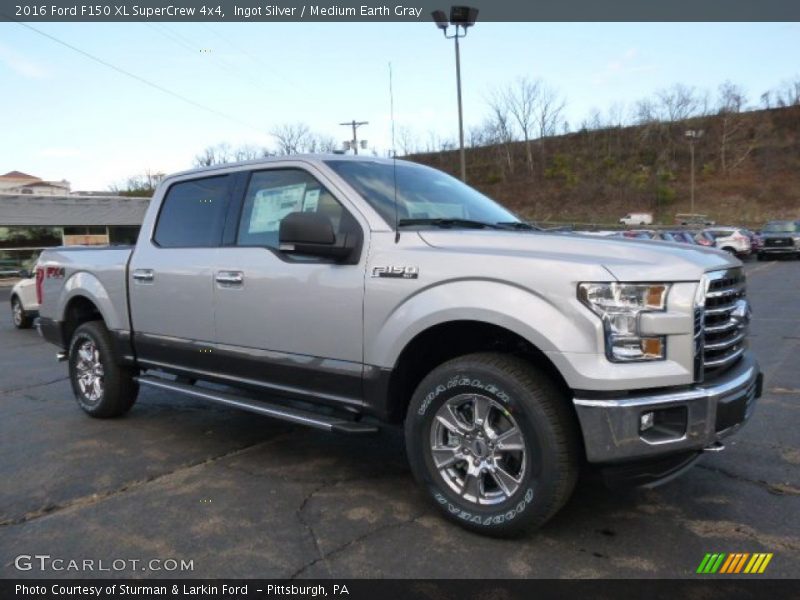 Front 3/4 View of 2016 F150 XL SuperCrew 4x4