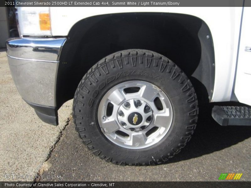 Summit White / Light Titanium/Ebony 2011 Chevrolet Silverado 2500HD LT Extended Cab 4x4