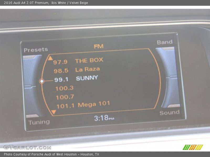 Ibis White / Velvet Beige 2016 Audi A4 2.0T Premium