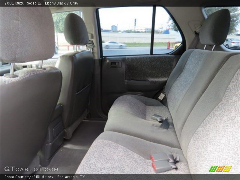 Ebony Black / Gray 2001 Isuzu Rodeo LS
