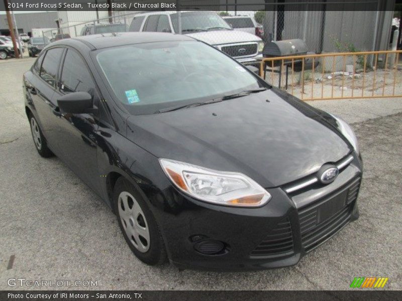 Tuxedo Black / Charcoal Black 2014 Ford Focus S Sedan