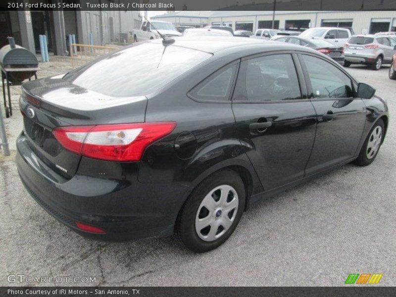 Tuxedo Black / Charcoal Black 2014 Ford Focus S Sedan