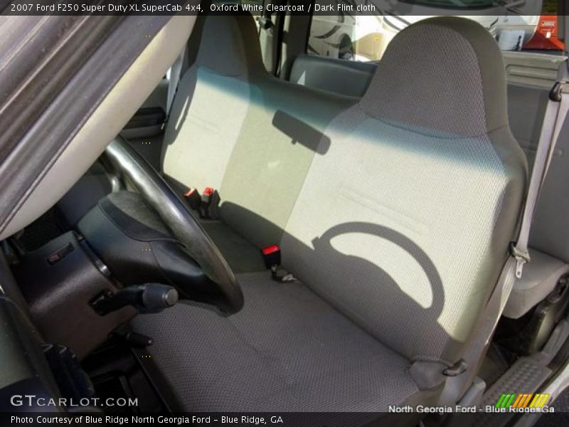 Oxford White Clearcoat / Dark Flint cloth 2007 Ford F250 Super Duty XL SuperCab 4x4
