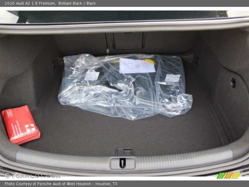 Brilliant Black / Black 2016 Audi A3 1.8 Premium