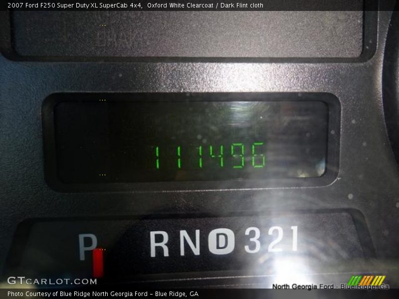 Oxford White Clearcoat / Dark Flint cloth 2007 Ford F250 Super Duty XL SuperCab 4x4