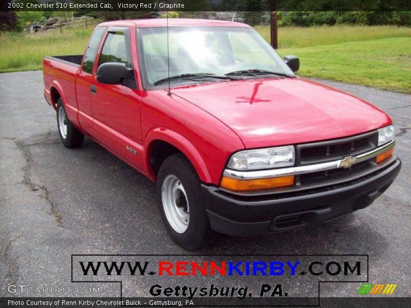 Victory Red / Graphite 2002 Chevrolet S10 Extended Cab