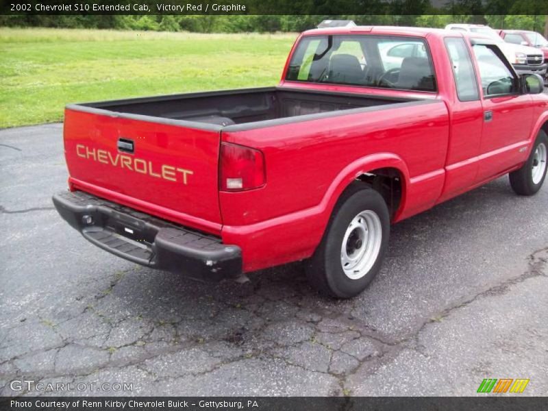 Victory Red / Graphite 2002 Chevrolet S10 Extended Cab