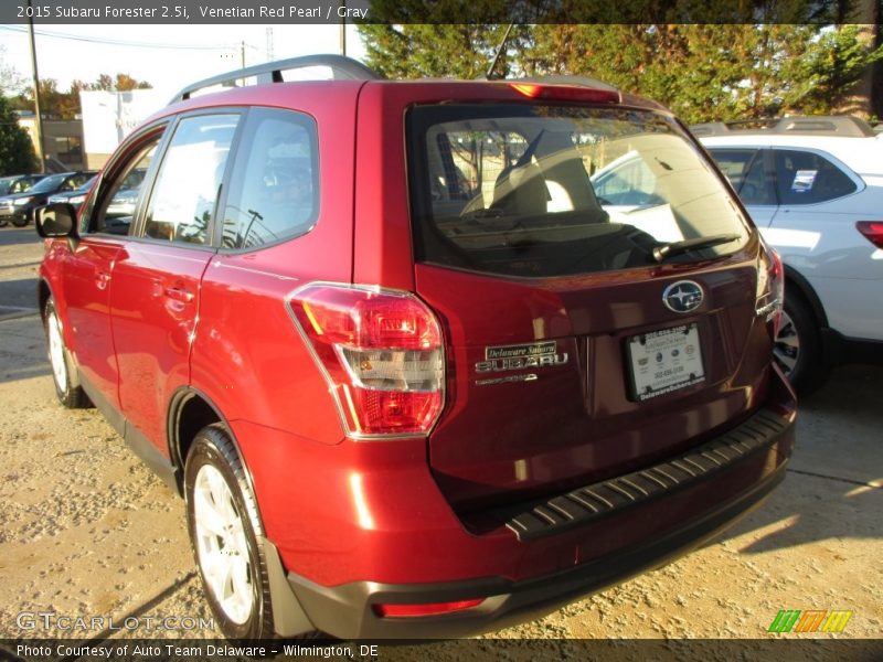 Venetian Red Pearl / Gray 2015 Subaru Forester 2.5i