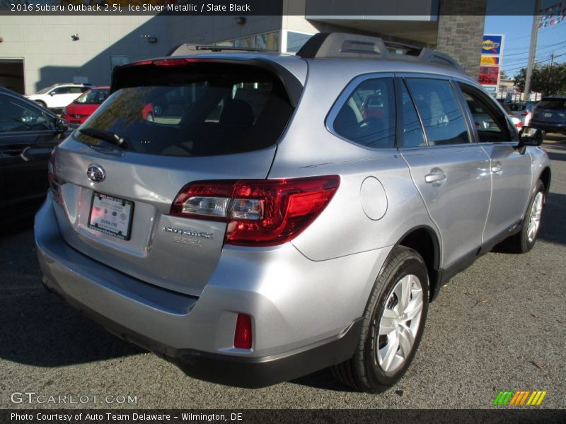 Ice Silver Metallic / Slate Black 2016 Subaru Outback 2.5i