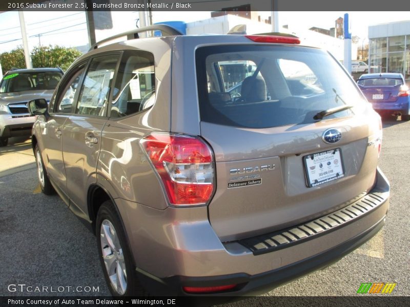 Burnished Bronze Metallic / Black 2016 Subaru Forester 2.5i