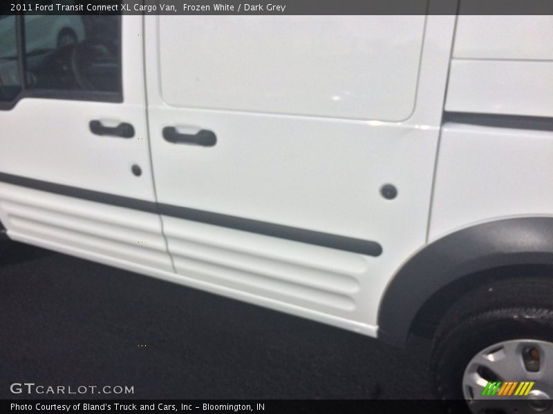 Frozen White / Dark Grey 2011 Ford Transit Connect XL Cargo Van