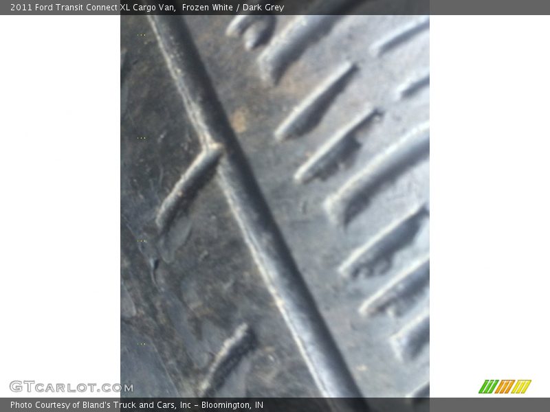 Frozen White / Dark Grey 2011 Ford Transit Connect XL Cargo Van