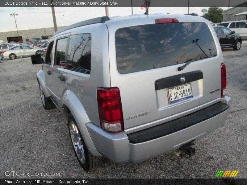 Bright Silver Metallic / Dark Slate Gray 2011 Dodge Nitro Heat