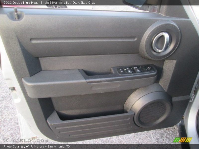 Bright Silver Metallic / Dark Slate Gray 2011 Dodge Nitro Heat