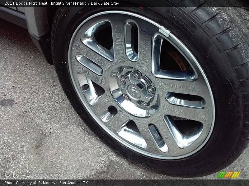 Bright Silver Metallic / Dark Slate Gray 2011 Dodge Nitro Heat