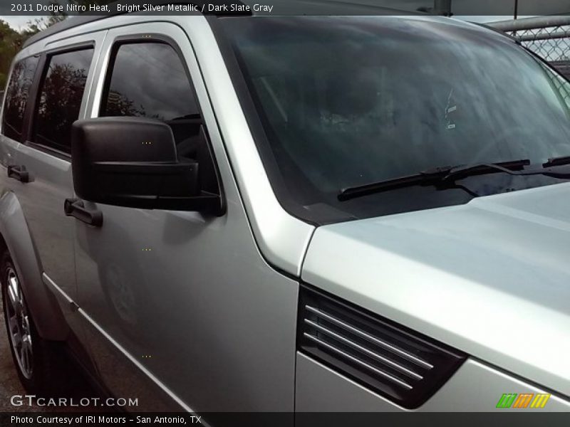 Bright Silver Metallic / Dark Slate Gray 2011 Dodge Nitro Heat