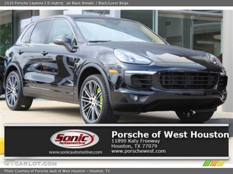 Jet Black Metallic / Black/Luxor Beige 2016 Porsche Cayenne S E-Hybrid