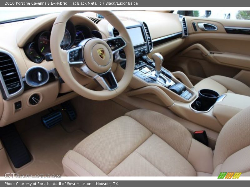 Black/Luxor Beige Interior - 2016 Cayenne S E-Hybrid 