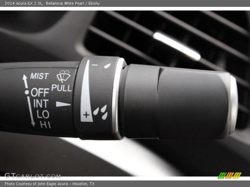 Bellanova White Pearl / Ebony 2014 Acura ILX 2.0L
