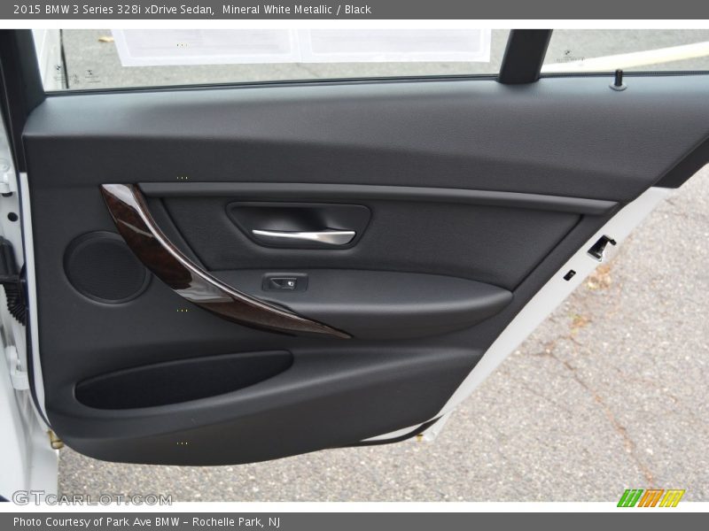 Door Panel of 2015 3 Series 328i xDrive Sedan