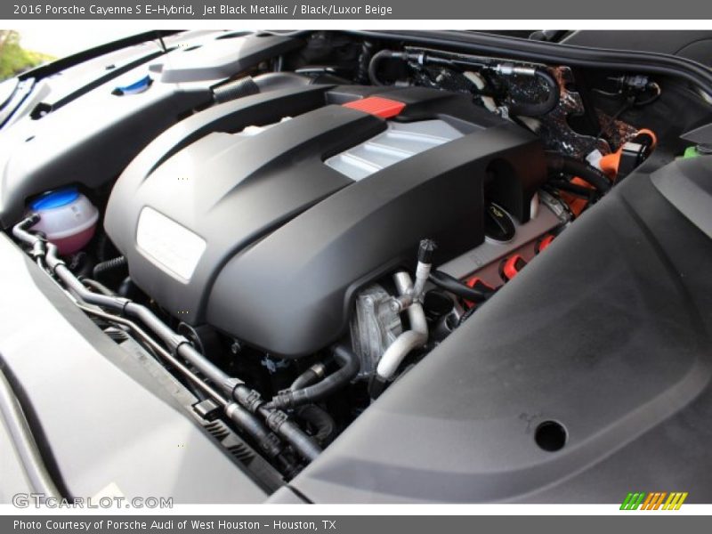 Jet Black Metallic / Black/Luxor Beige 2016 Porsche Cayenne S E-Hybrid