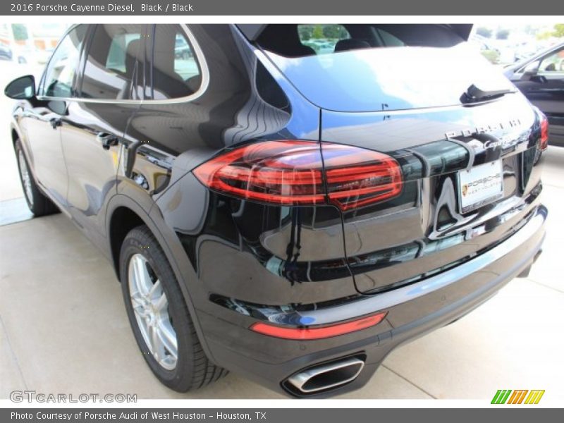 Black / Black 2016 Porsche Cayenne Diesel