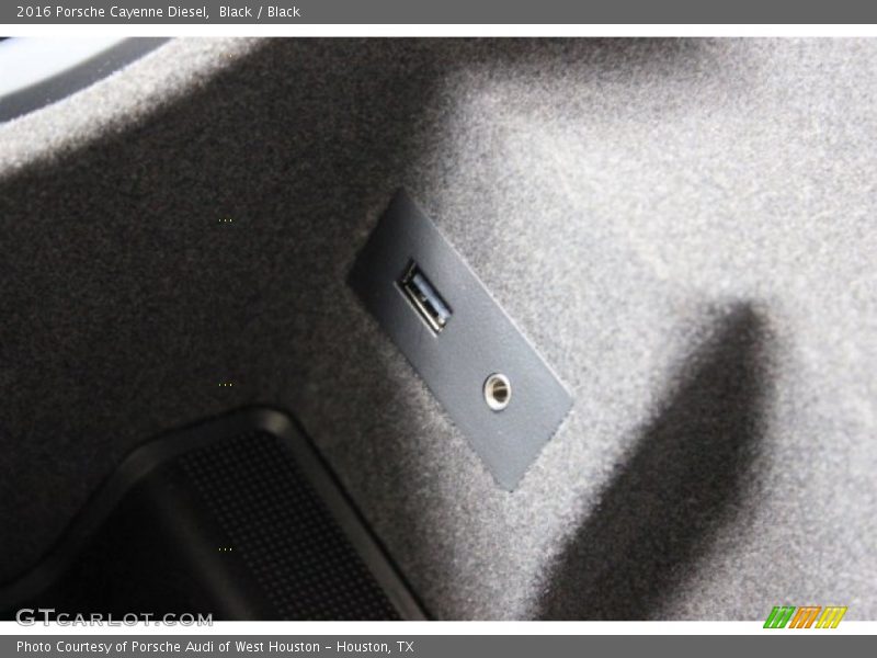 Black / Black 2016 Porsche Cayenne Diesel