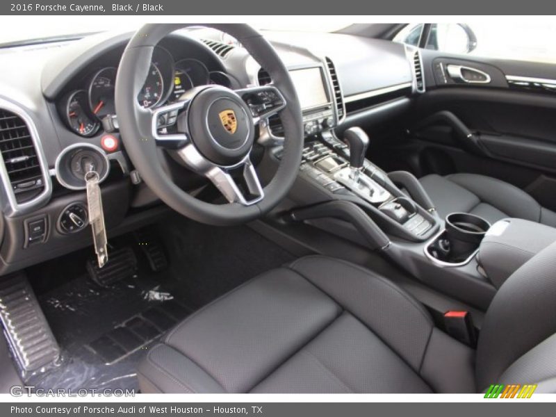 Black / Black 2016 Porsche Cayenne