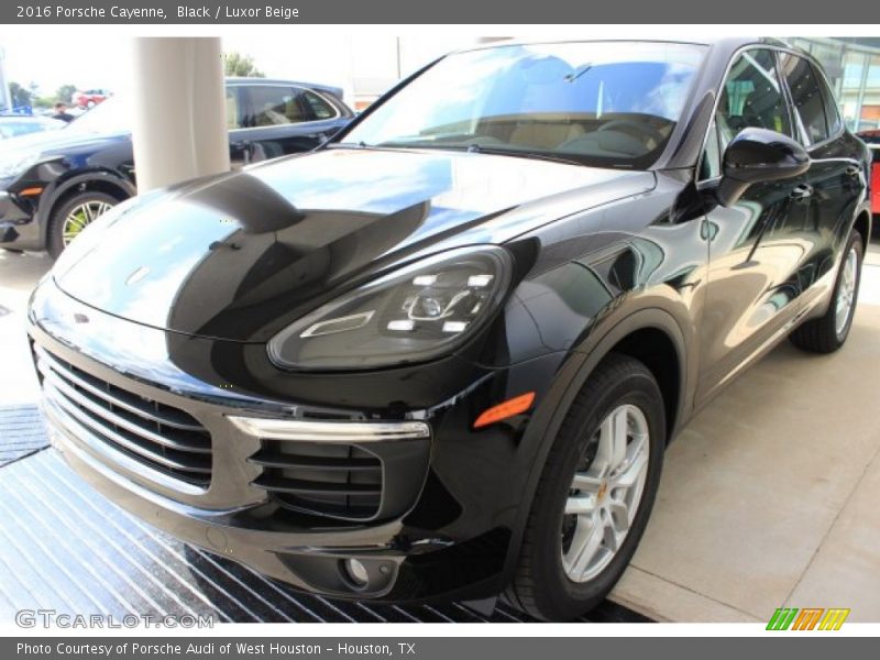 Black / Luxor Beige 2016 Porsche Cayenne