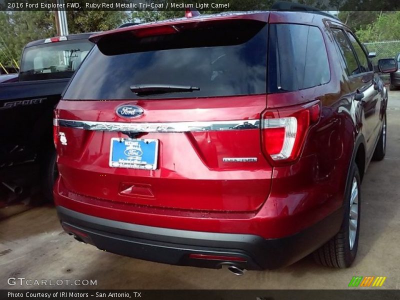 Ruby Red Metallic Tri-Coat / Medium Light Camel 2016 Ford Explorer FWD
