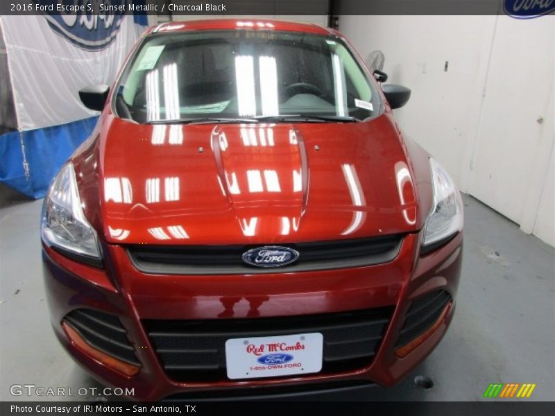 Sunset Metallic / Charcoal Black 2016 Ford Escape S