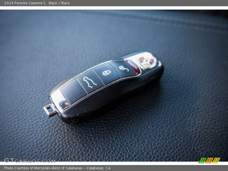 Keys of 2014 Cayenne S