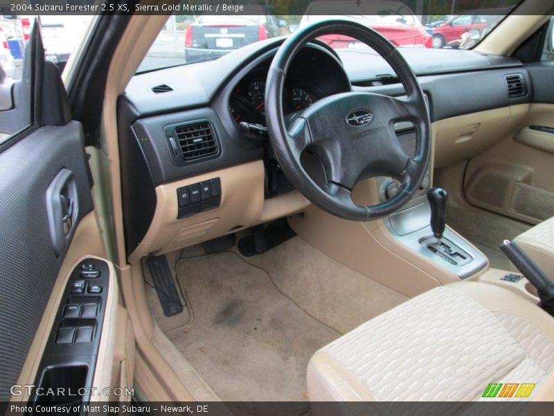 Sierra Gold Metallic / Beige 2004 Subaru Forester 2.5 XS