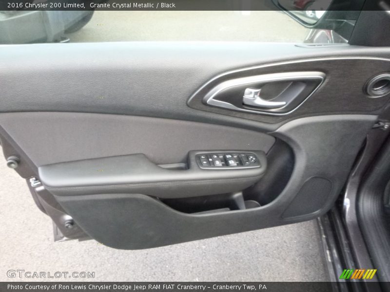 Granite Crystal Metallic / Black 2016 Chrysler 200 Limited