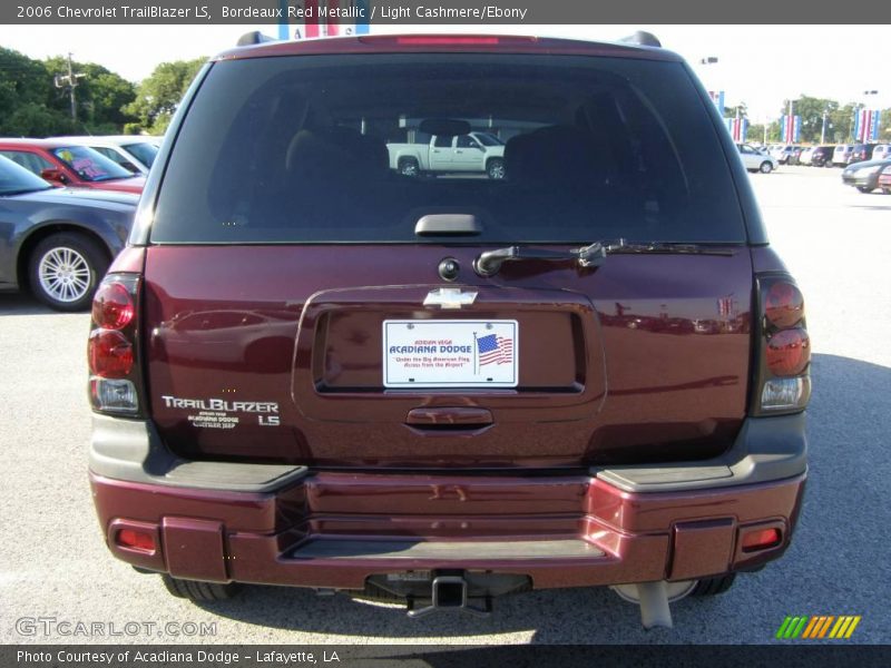 Bordeaux Red Metallic / Light Cashmere/Ebony 2006 Chevrolet TrailBlazer LS