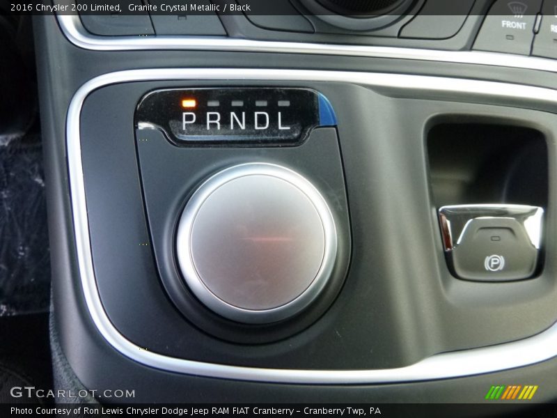 Granite Crystal Metallic / Black 2016 Chrysler 200 Limited