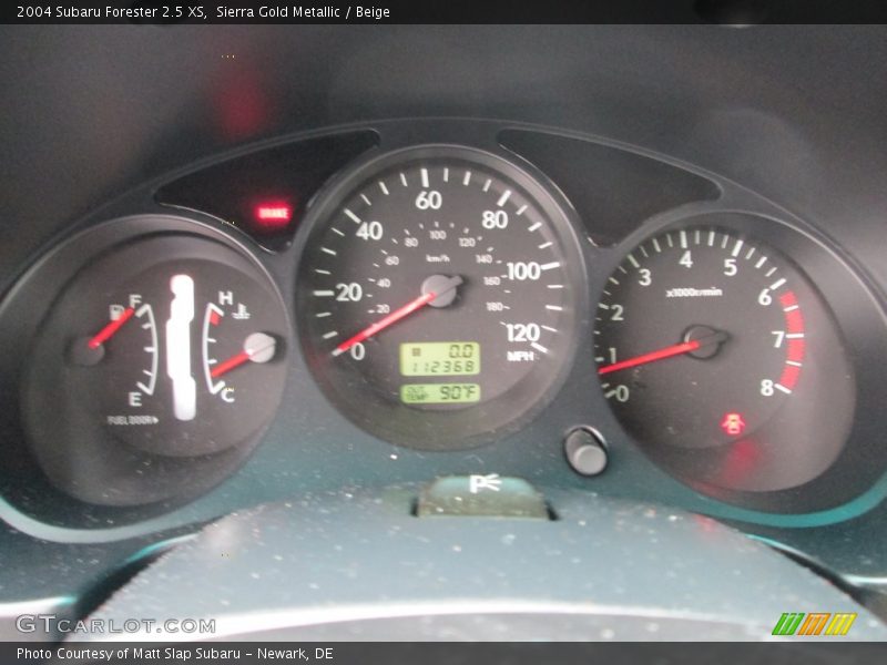 Sierra Gold Metallic / Beige 2004 Subaru Forester 2.5 XS