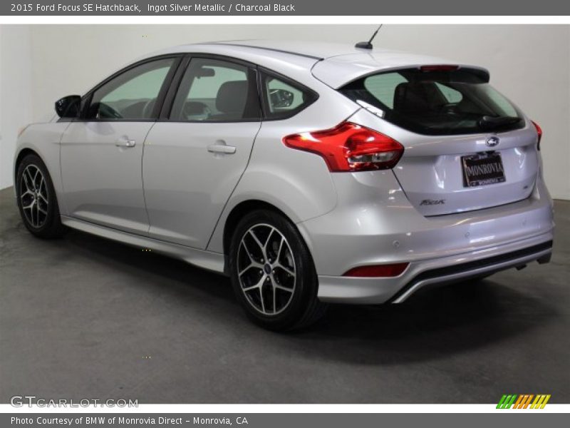 Ingot Silver Metallic / Charcoal Black 2015 Ford Focus SE Hatchback